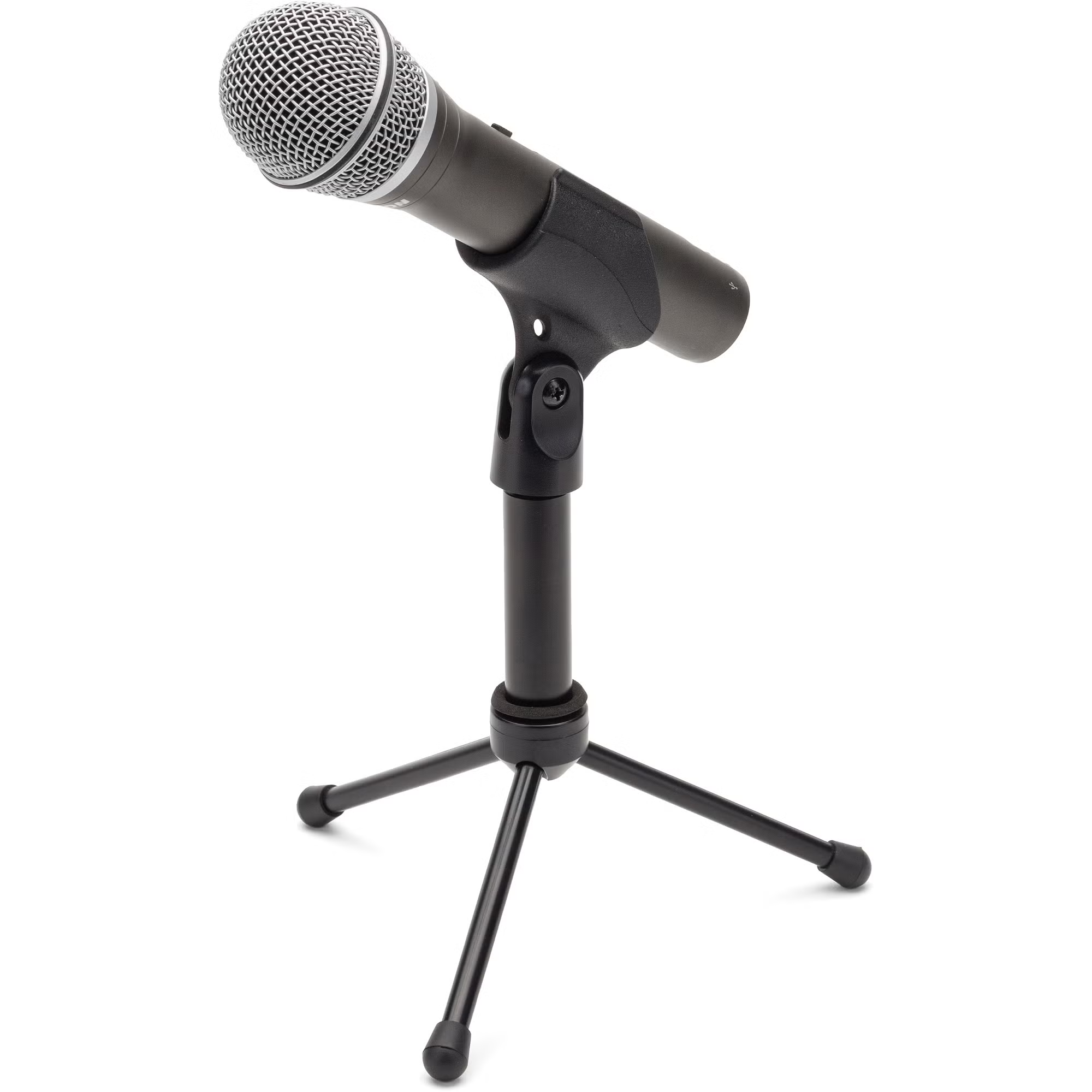Samson Q2U podcast microphone on stand